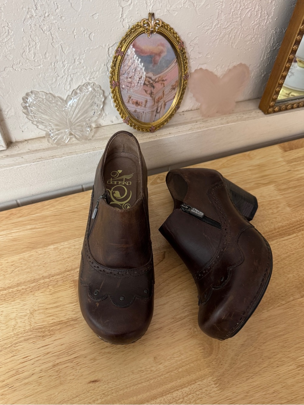 Dansko Brown Leather Heeled Clogs Side Zip Accent Comfort Shoes EU 37 Indie Boho